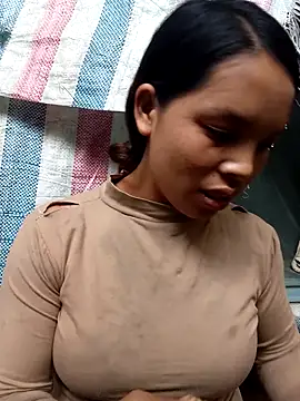 samsam-sexy online show from September 30, 2025, 3:23 am