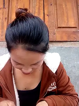 samsam-sexy online show from September 29, 2025, 3:02 am