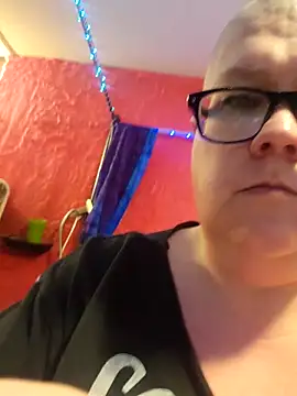 violentviolet68 online show from March 24, 2026, 12:38 pm