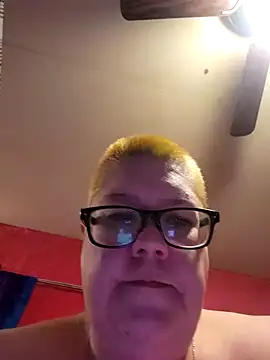 violentviolet68 online show from March 16, 2026, 9:06 pm