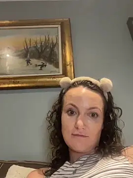 Snapshot of sexybriiiixoxo chatting on November 29, 2025, 3:06 am sexybriiiixoxo online show from November 29, 2025, 3:06 am