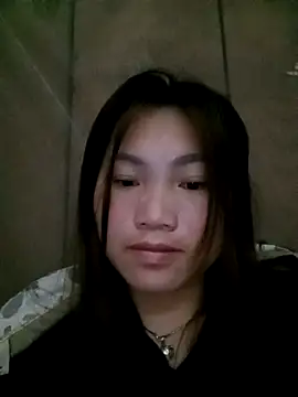 min-xinh online show from October 28, 2025, 8:08 pm