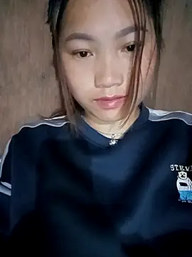 min-xinh online show from December 19, 2025, 9:39 pm