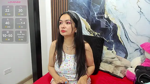 angelinee39 online show from October 14, 2025, 8:59 am