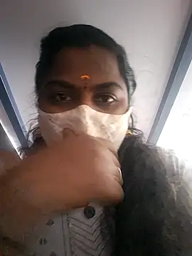 Snapshot of Tamil_Hot_Sindhu chatting on November 21, 2025, 6:45 am Tamil Hot Sindhu online show from November 21, 2025, 6:45 am