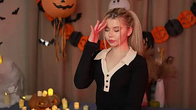 AshleyNikoo online show from October 30, 2025, 3:31 pm