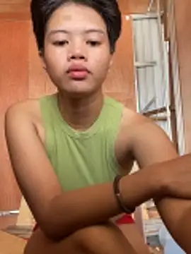 Obre17 online show from February 11, 2026, 3:06 am