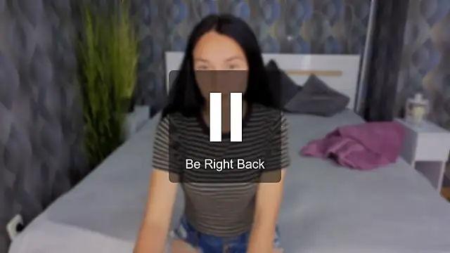 Snapshot of Emilly__Grey chatting on June 17, 2026, 6:18 pm Emilly Grey online show from June 17, 2026, 6:18 pm