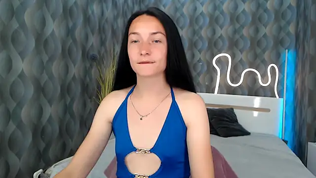 Snapshot of Emilly__Grey chatting on June 8, 2026, 5:35 pm Emilly Grey online show from June 8, 2026, 5:35 pm