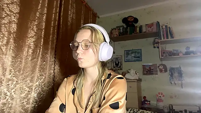 xX Looola Xx online show from October 2, 2025, 7:28 pm