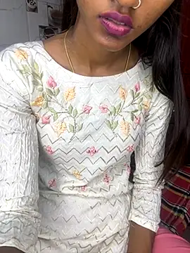 Nencycute1 online show from November 2, 2025, 6:18 am