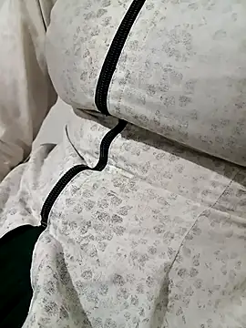 kavita bhabi online show from November 11, 2025, 3:07 pm