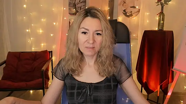 DonnaSmitth online show from February 5, 2026, 6:48 pm