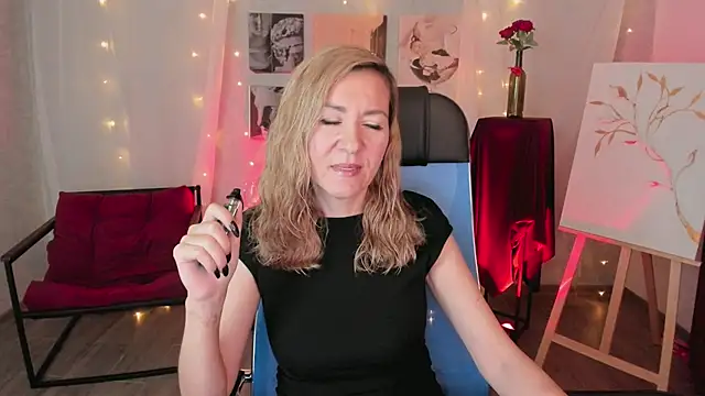 DonnaSmitth online show from February 26, 2026, 7:36 pm