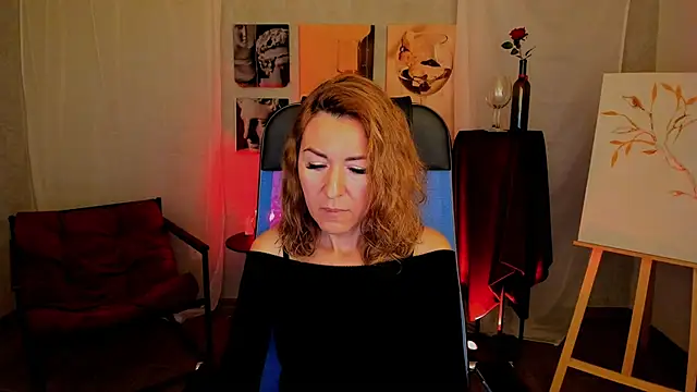 Snapshot of DonnaSmitth chatting on October 28, 2025, 3:33 pm DonnaSmitth online show from October 28, 2025, 3:33 pm