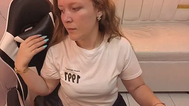 carla tp online show from November 29, 2025, 12:49 pm