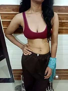 Meenu rani6 online show from November 5, 2025, 3:20 am