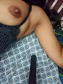 Meenu rani6 online show from October 10, 2025, 10:43 pm