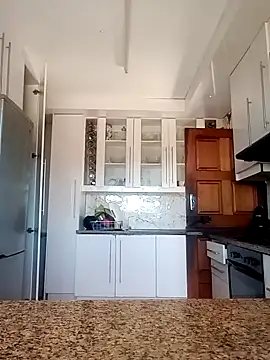 Snapshot of queenteex699 chatting on October 21, 2025, 9:52 am queenteex699 online show from October 21, 2025, 9:52 am