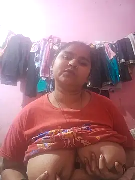 Snapshot of Mamta-Thakur chatting on December 17, 2025, 5:40 pm Mamta-Thakur online show from December 17, 2025, 5:40 pm