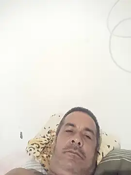 Snapshot of marcioazevedo chatting on February 25, 2026, 3:07 am marcioazevedo online show from February 25, 2026, 3:07 am