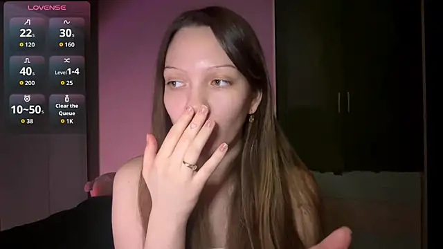 EmiIyKitty online show from February 24, 2026, 5:14 pm