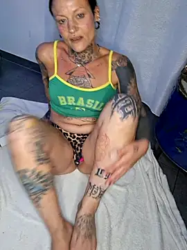 Snapshot of Peach420live chatting on August 6, 2026, 11:00 pm Peach420live online show from August 6, 2026, 11:00 pm
