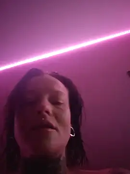 Snapshot of Peach420live chatting on June 25, 2026, 12:30 am Peach420live online show from June 25, 2026, 12:30 am
