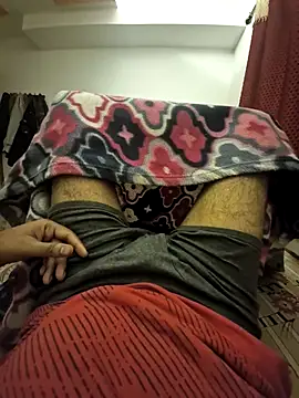 Snapshot of devid3795 chatting on November 3, 2025, 5:27 pm devid3795 online show from November 3, 2025, 5:27 pm