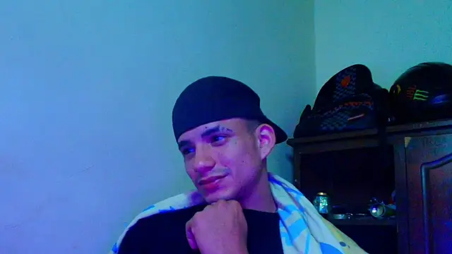 Snapshot of danni_scoot chatting on February 14, 2026, 5:18 am danni scoot online show from February 14, 2026, 5:18 am