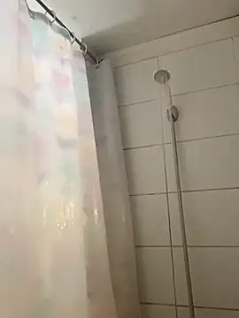 Ignvcivv online show from October 11, 2025, 9:16 pm