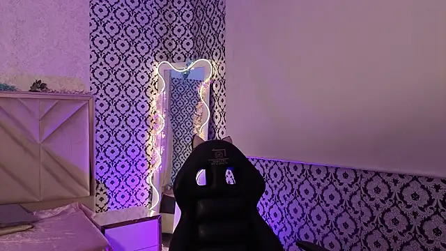 Snapshot of Ixchel_tay chatting on February 4, 2026, 3:34 am Ixchel tay online show from February 4, 2026, 3:34 am