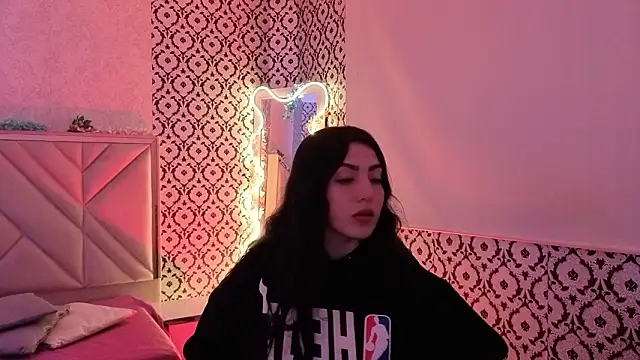 Snapshot of Ixchel_tay chatting on February 7, 2026, 3:03 am Ixchel tay online show from February 7, 2026, 3:03 am