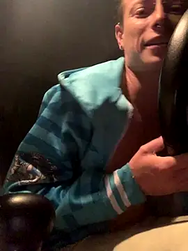 GoldenPussy1329 online show from October 16, 2025, 11:02 pm