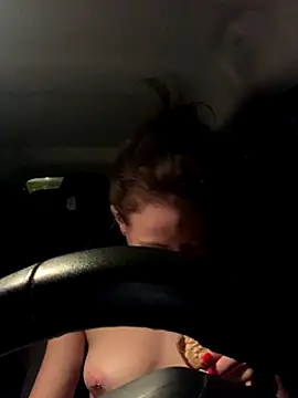 GoldenPussy1329 online show from November 7, 2025, 10:46 pm