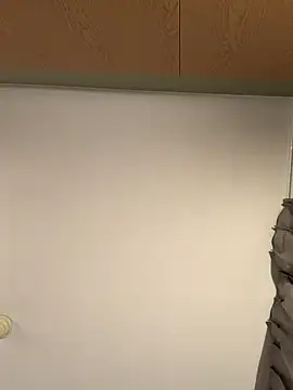 GoldenPussy1329 online show from January 7, 2026, 2:05 am