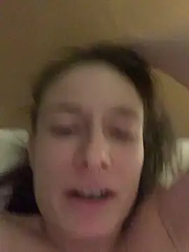 GoldenPussy1329 online show from February 20, 2026, 5:48 am