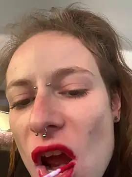 GoldenPussy1329 online show from April 4, 2026, 12:45 pm