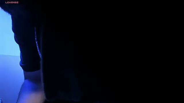 VynnyBlacke  online show from October 17, 2025, 9:38 pm