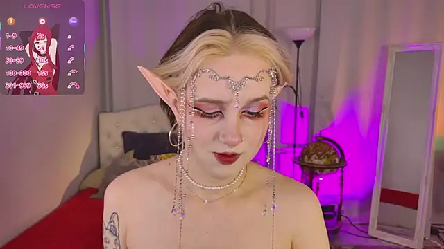 luna son online show from December 20, 2025, 9:06 pm