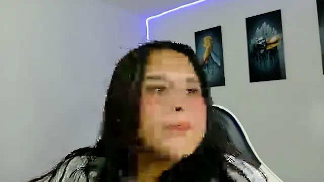 stefany one1 online show from October 2, 2025, 5:00 am