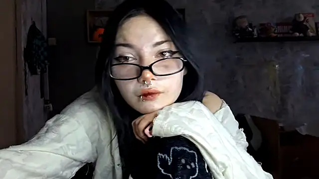 Beeping Creature online show from December 3, 2025, 7:30 am