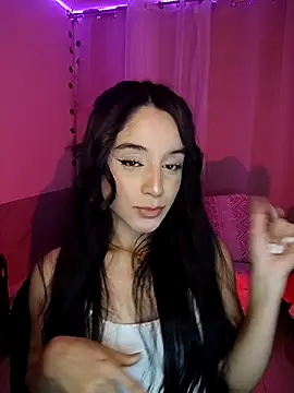 tamara vald online show from October 17, 2025, 3:54 am