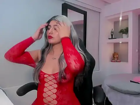 Maya Rivers online show from October 10, 2025, 4:24 am