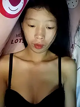 Khanhu xx online show from October 20, 2025, 2:17 pm