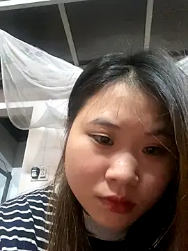 Phuong xx online show from September 29, 2025, 8:54 am