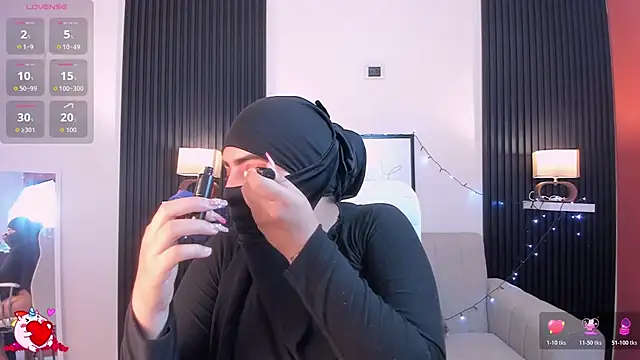 dalila gool online show from November 15, 2025, 4:49 am