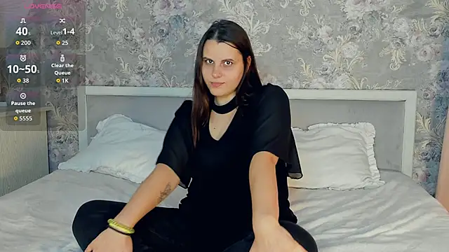 XXJuicy online show from October 2, 2025, 7:56 am