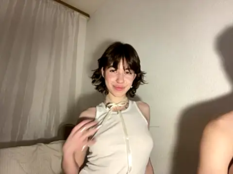 Sexy frie online show from November 22, 2025, 7:35 pm