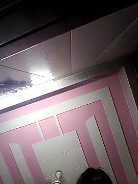 Tanya-905 online show from April 22, 2026, 5:31 pm